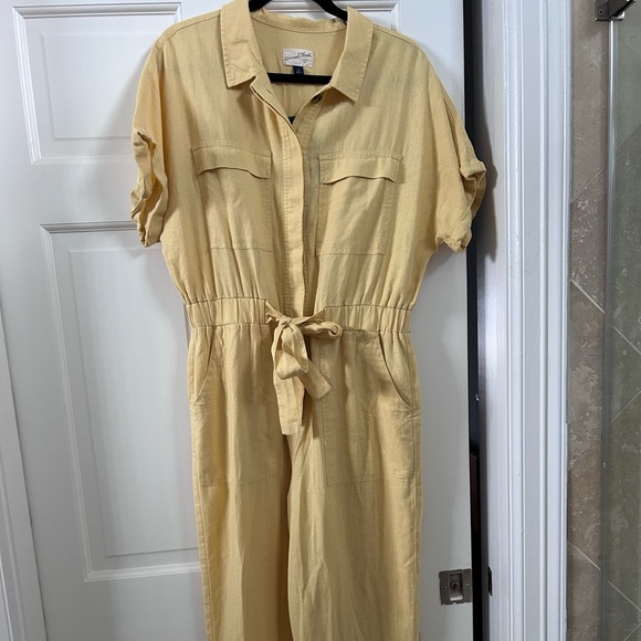 Universal Thread Light Yellow Jumpsuit - Picture 2 of 3